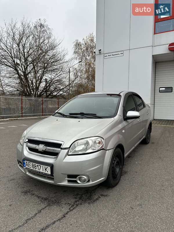 Седан Chevrolet Aveo 2007 в Днепре