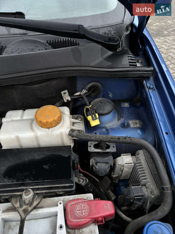 Седан Chevrolet Aveo 2010 в Львове