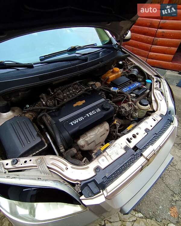 Седан Chevrolet Aveo 2007 в Коростышеве