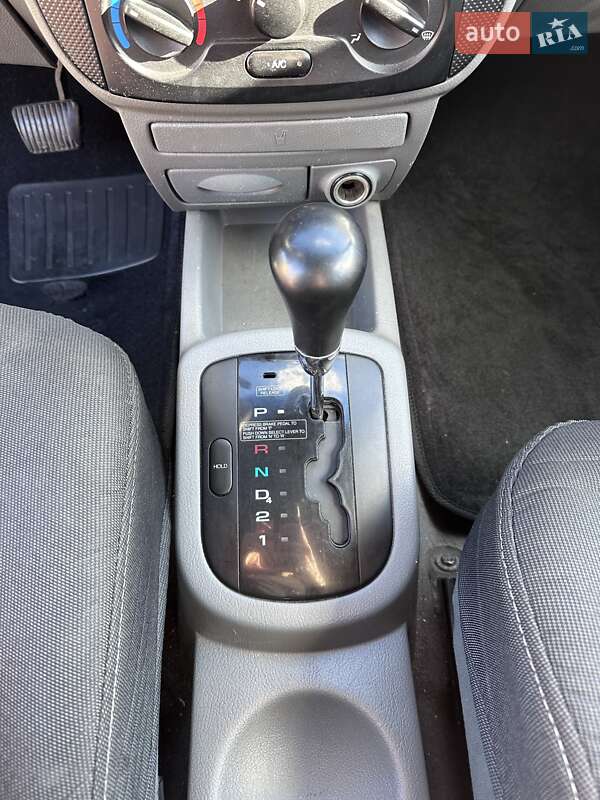 Хэтчбек Chevrolet Aveo 2005 в Днепре