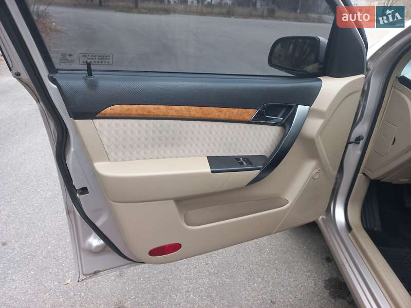 Седан Chevrolet Aveo 2008 в Шостке