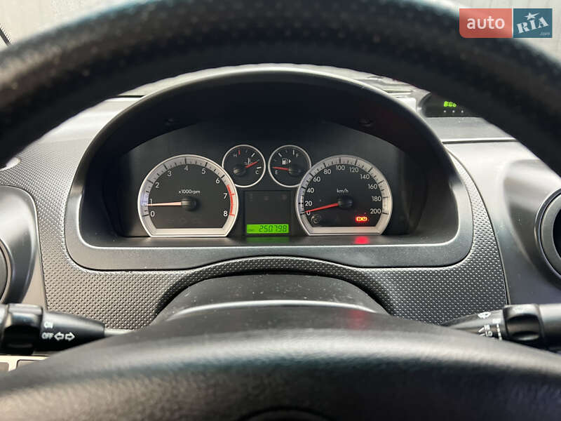 Седан Chevrolet Aveo 2008 в Хмельницком