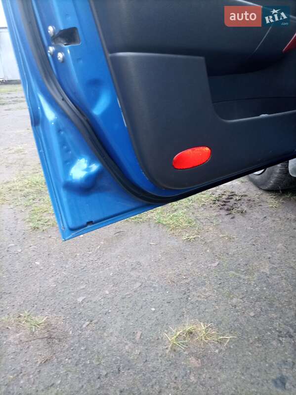 Седан Chevrolet Aveo 2007 в Рівному