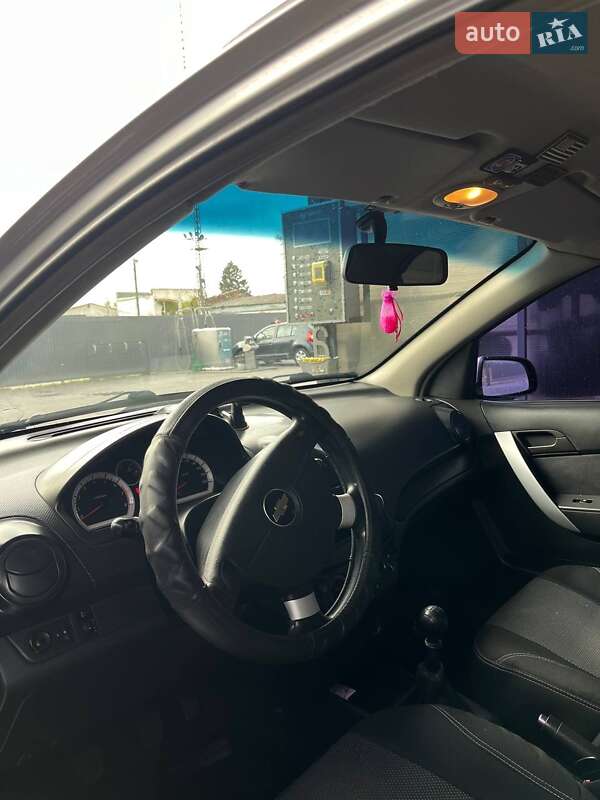 Седан Chevrolet Aveo 2007 в Запорожье