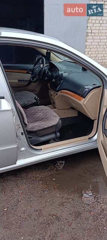 Седан Chevrolet Aveo 2008 в Шостке