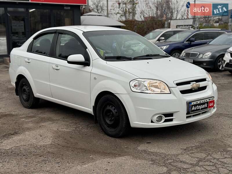 Седан Chevrolet Aveo 2008 в Виннице фото 3 Седан Chevrolet Aveo 2008 в Виннице