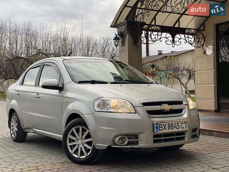 Седан Chevrolet Aveo 2007 в Дунаевцах