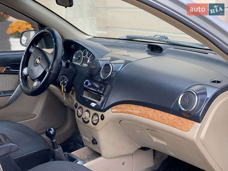Седан Chevrolet Aveo 2007 в Дунаевцах