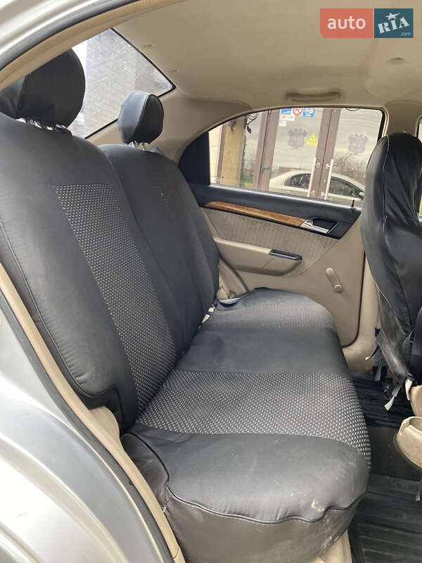 Седан Chevrolet Aveo 2007 в Дунаевцах