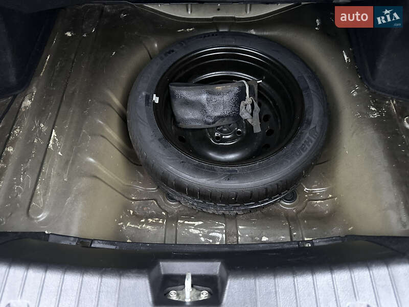 Седан Chevrolet Aveo 2006 в Врадиевке