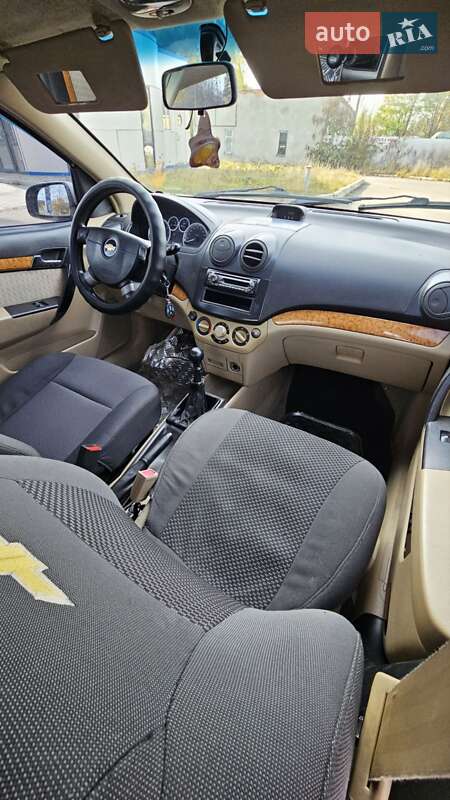 Седан Chevrolet Aveo 2007 в Чемеровцах