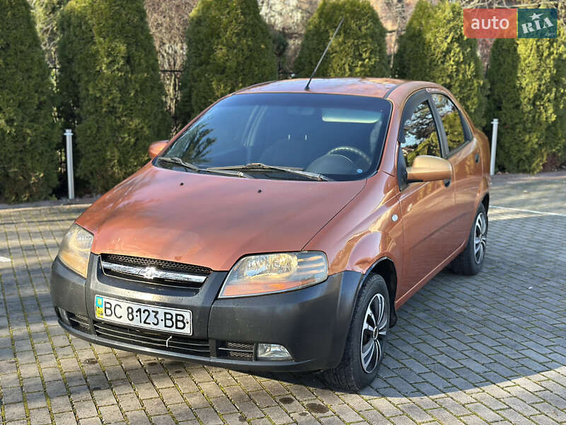 Седан Chevrolet Aveo 2006 в Львове