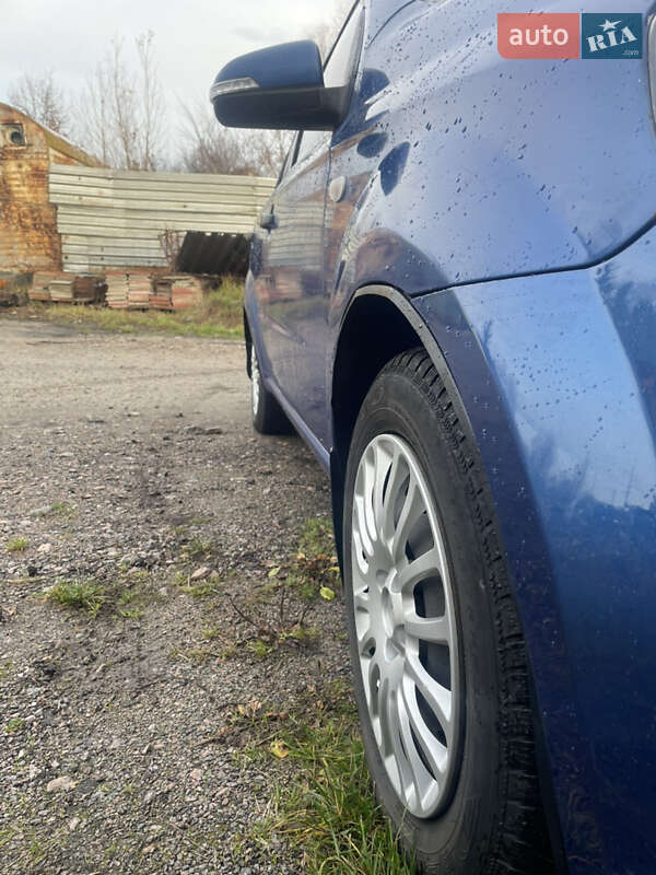 Седан Chevrolet Aveo 2010 в Фастові фото 2 Седан Chevrolet Aveo 2010 в Фастові