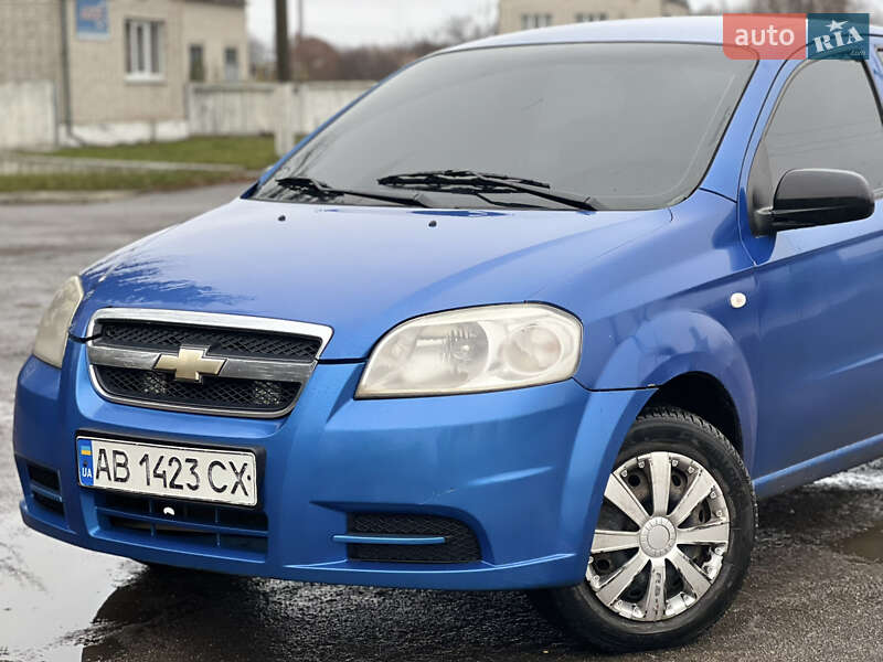 Седан Chevrolet Aveo 2008 в Гайсине