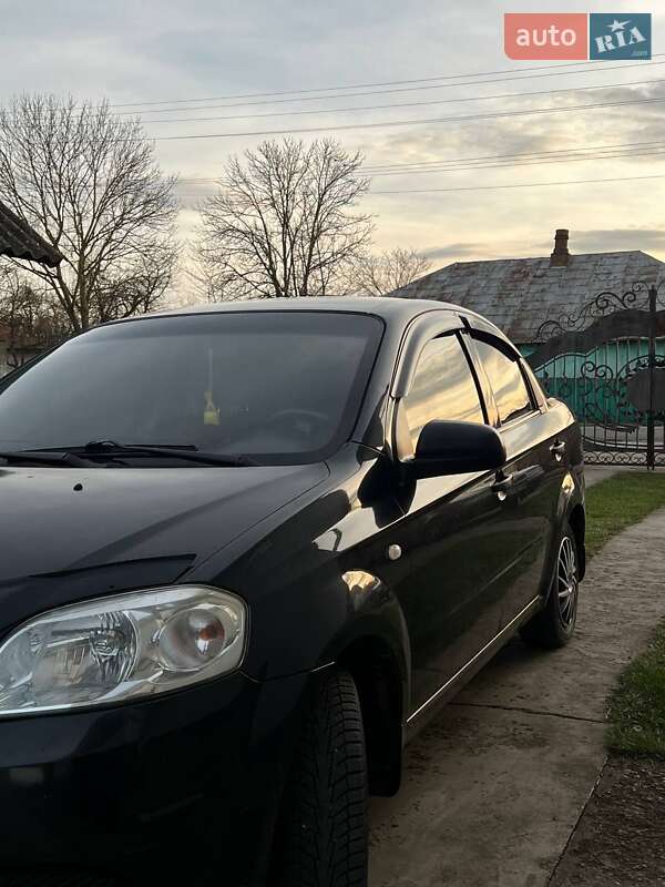 Седан Chevrolet Aveo 2009 в Снятине