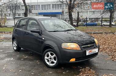 Хэтчбек Chevrolet Aveo 2006 в Киеве