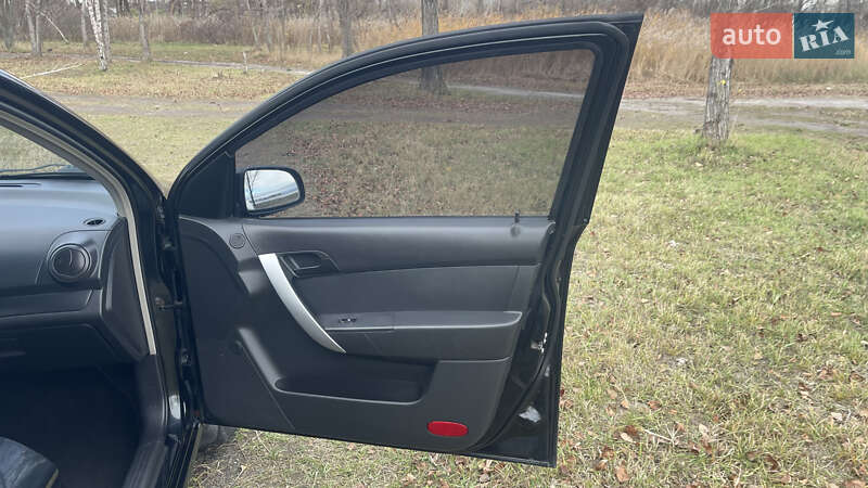 Седан Chevrolet Aveo 2010 в Черкассах