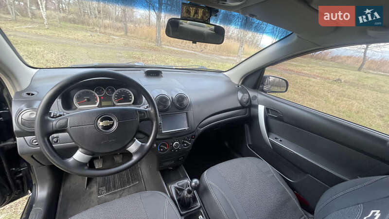 Седан Chevrolet Aveo 2010 в Черкассах