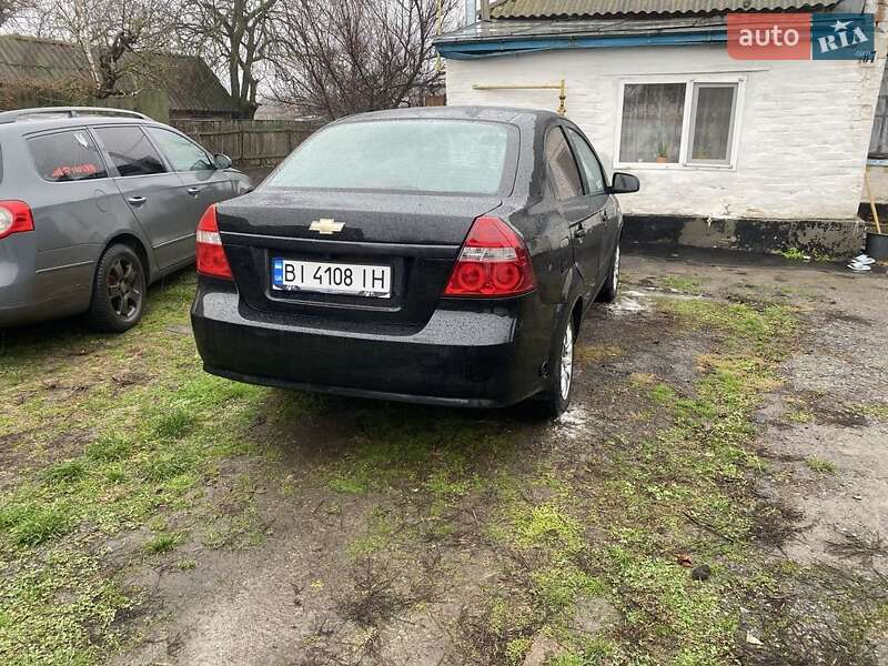 Седан Chevrolet Aveo 2006 в Лубнах