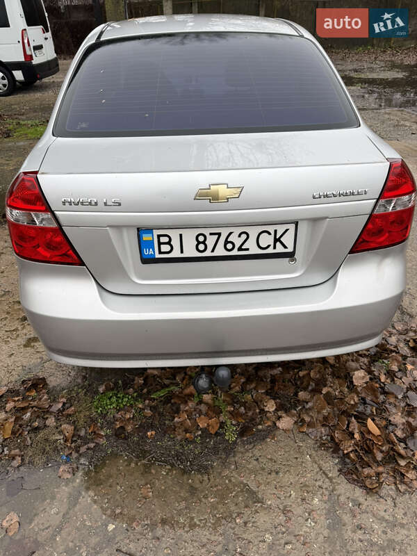 Седан Chevrolet Aveo 2011 в Пирятине