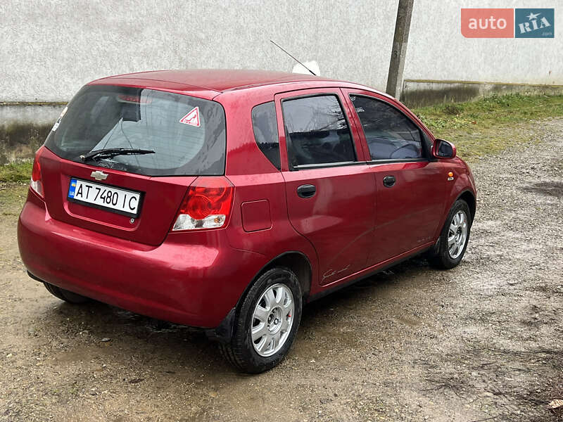 Хэтчбек Chevrolet Aveo 2005 в Кицмани
