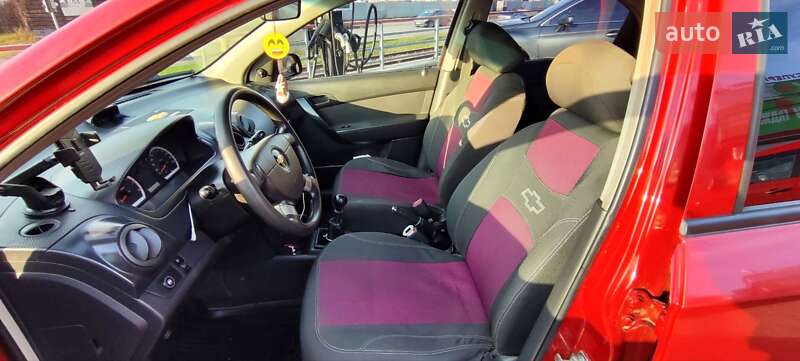 Седан Chevrolet Aveo 2011 в Харькове