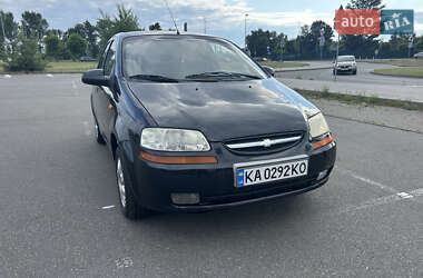 Седан Chevrolet Aveo 2005 в Киеве