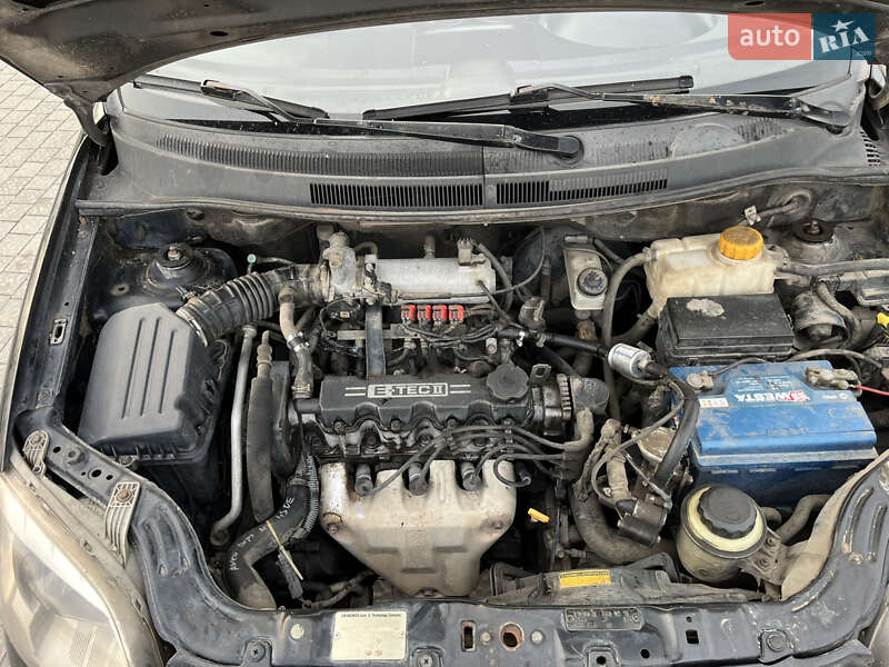 Седан Chevrolet Aveo 2007 в Запорожье