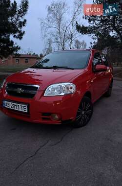 Седан Chevrolet Aveo 2008 в Днепре