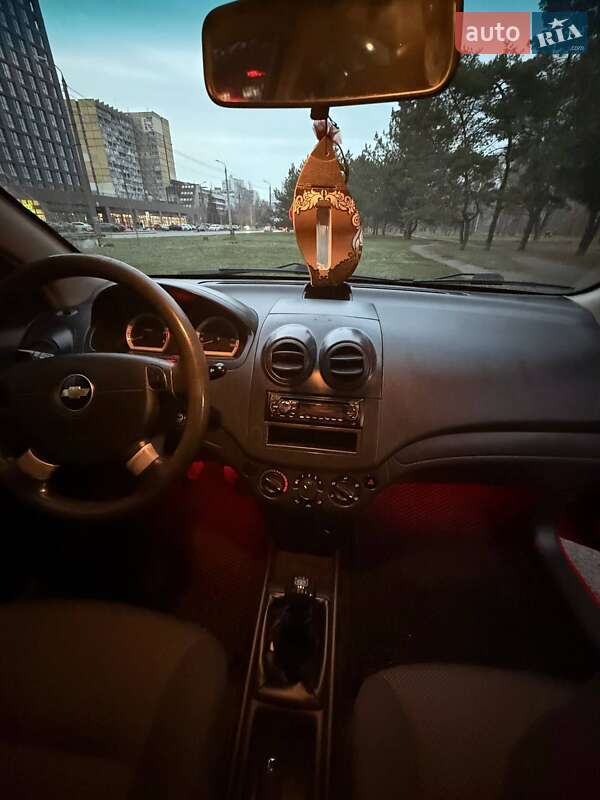 Седан Chevrolet Aveo 2008 в Днепре