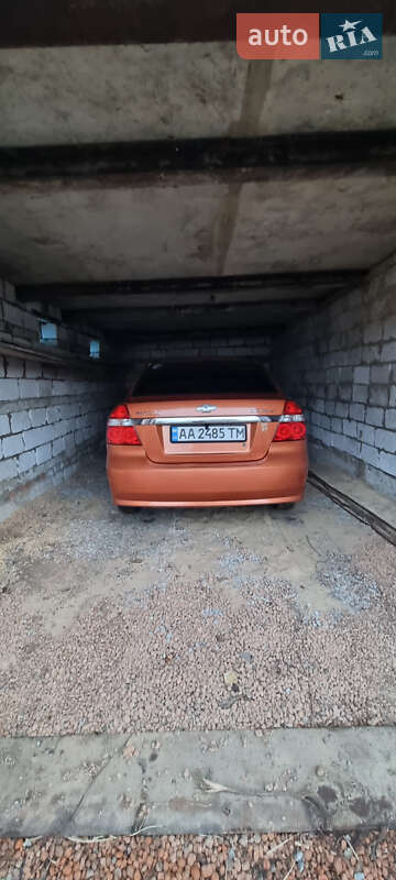 Седан Chevrolet Aveo 2008 в Изюме