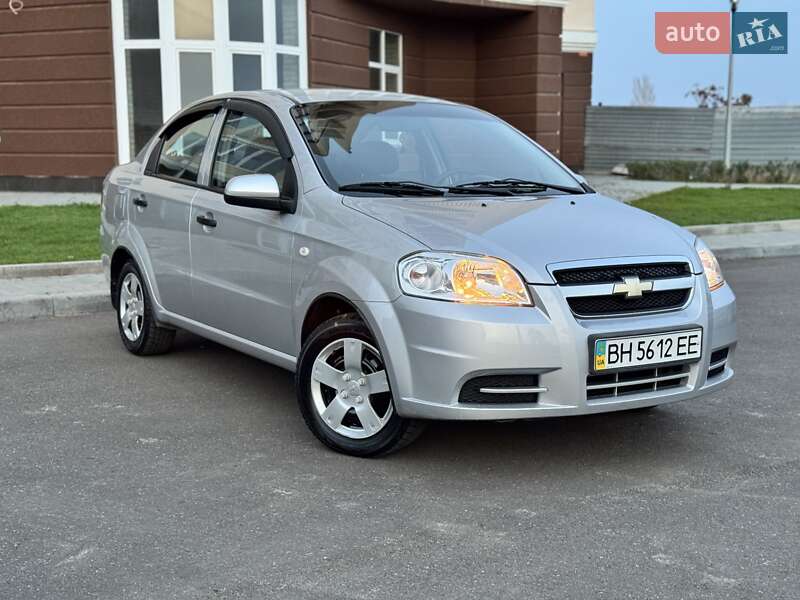 Седан Chevrolet Aveo 2006 в Николаеве