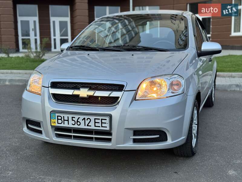 Седан Chevrolet Aveo 2006 в Николаеве