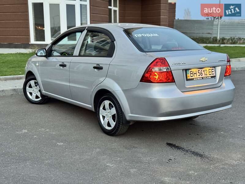 Седан Chevrolet Aveo 2006 в Николаеве