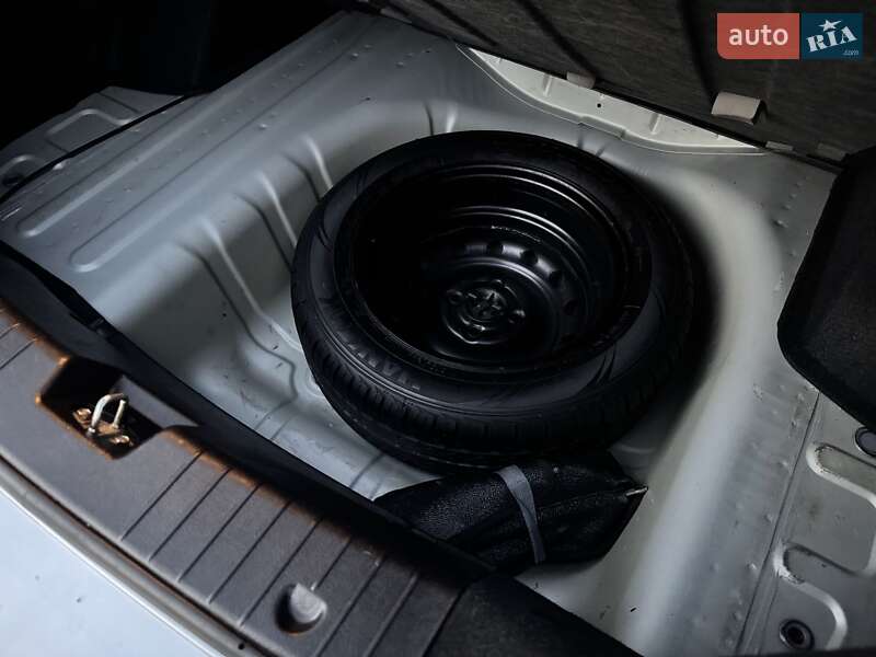 Седан Chevrolet Aveo 2006 в Николаеве