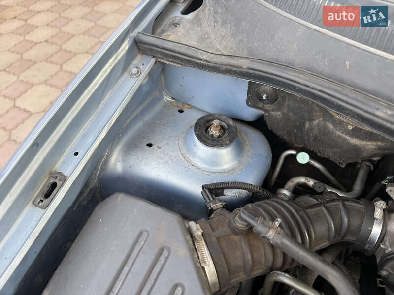 Седан Chevrolet Aveo 2007 в Днепре