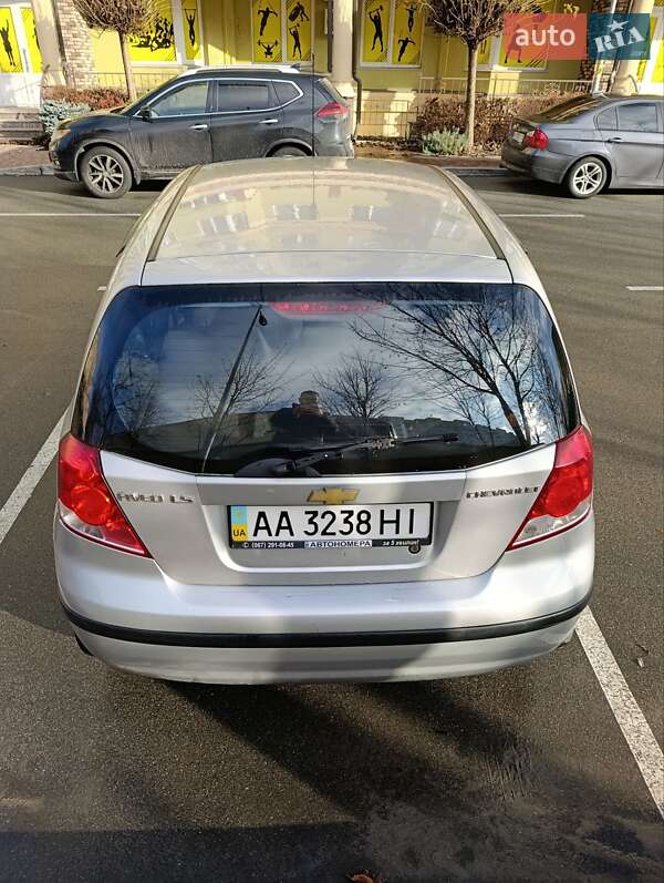 Хэтчбек Chevrolet Aveo 2008 в Киеве