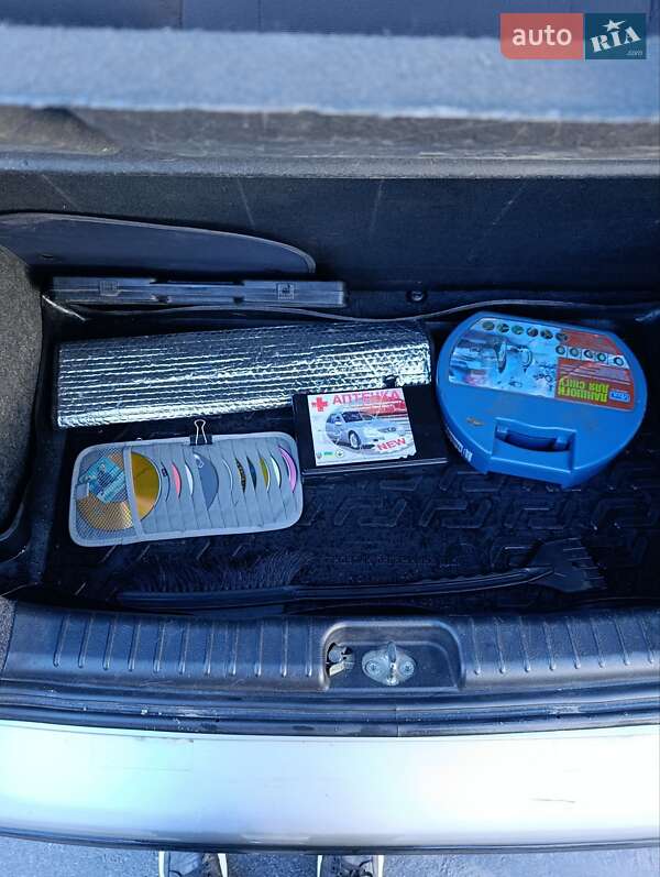 Хэтчбек Chevrolet Aveo 2008 в Киеве