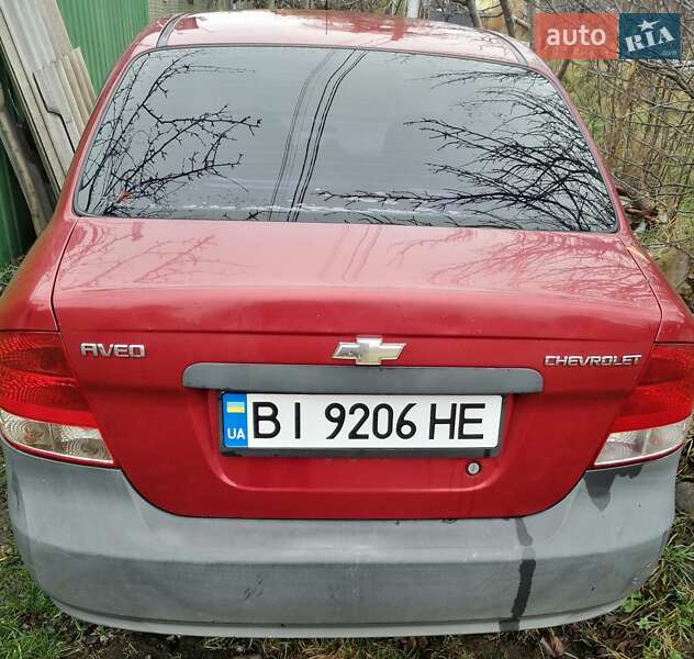 Седан Chevrolet Aveo 2004 в Полтаве