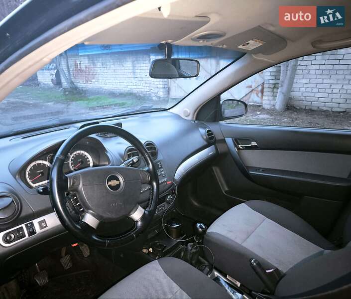 Хэтчбек Chevrolet Aveo 2009 в Запорожье