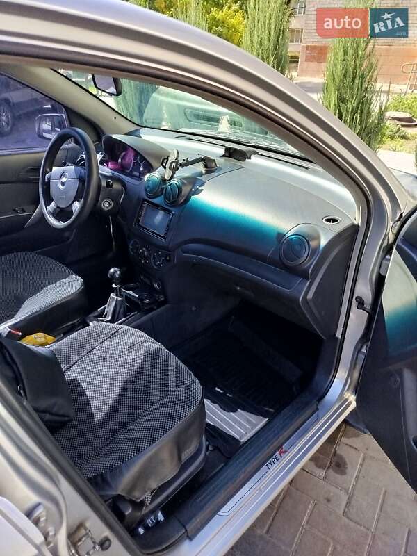 Седан Chevrolet Aveo 2008 в Запорожье