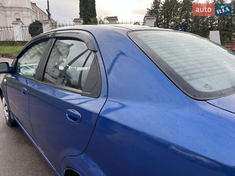 Седан Chevrolet Aveo 2005 в Ізяславі