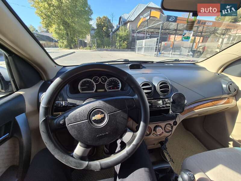 Седан Chevrolet Aveo 2007 в Чернигове
