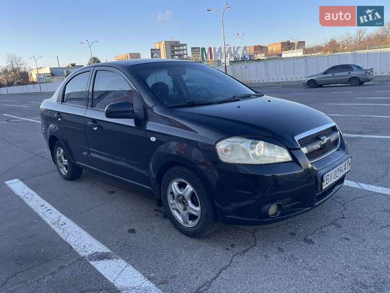 Седан Chevrolet Aveo 2006 в Полтаве