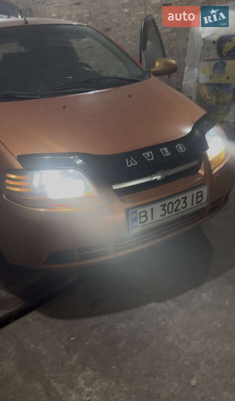 Хэтчбек Chevrolet Aveo 2006 в Прилуках