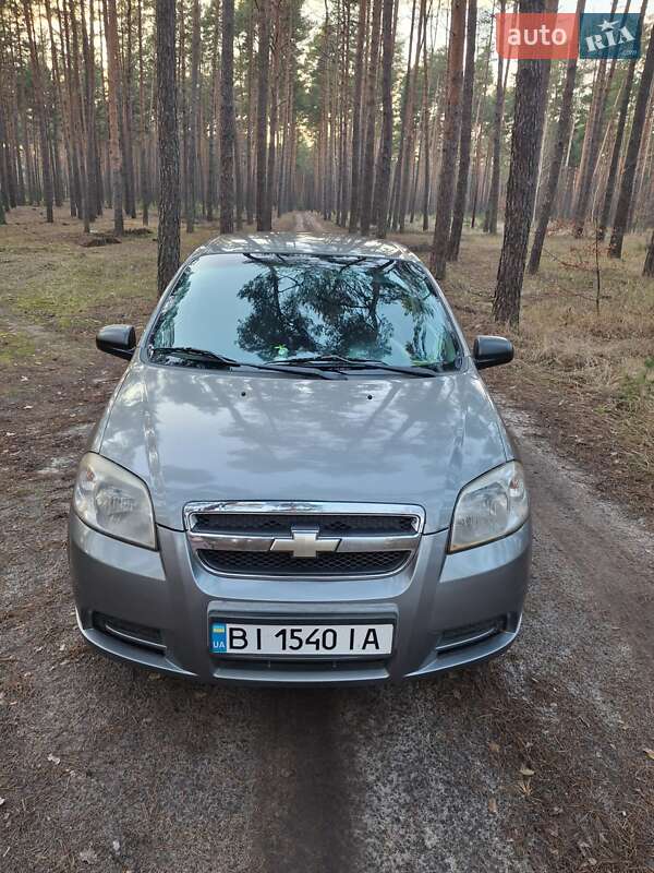 Седан Chevrolet Aveo 2008 в Полтаві