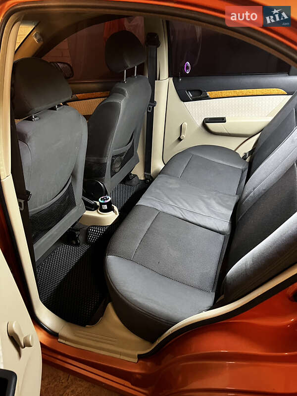 Седан Chevrolet Aveo 2008 в Вознесенську