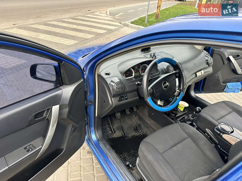Седан Chevrolet Aveo 2007 в Кропивницькому