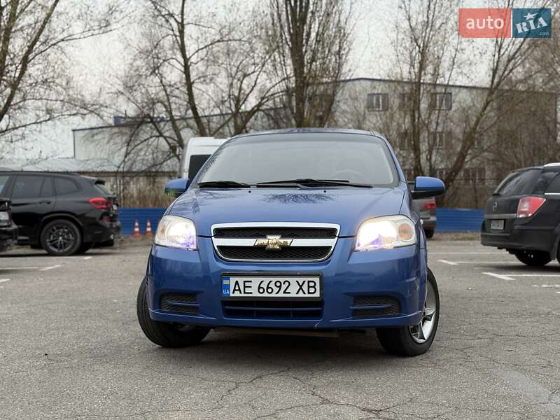 Седан Chevrolet Aveo 2006 в Киеве