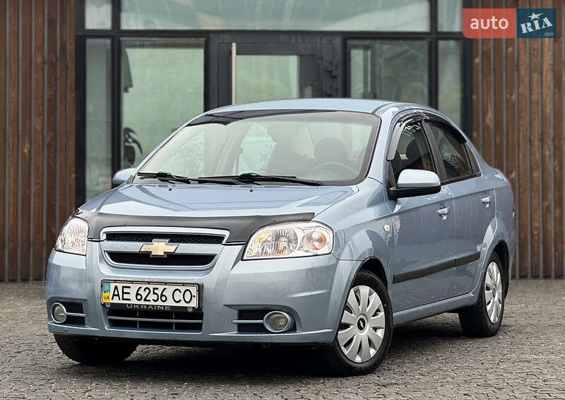 Седан Chevrolet Aveo 2008 в Дніпрі